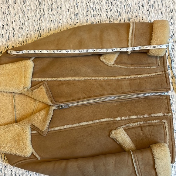 Vintage Sheepskin jacket - Picture 11 of 12